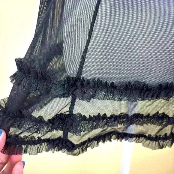 Fredericks Hollywood Black Sheer Lace Plunging Babydoll Chemise Lingerie Size S - Picture 7 of 15